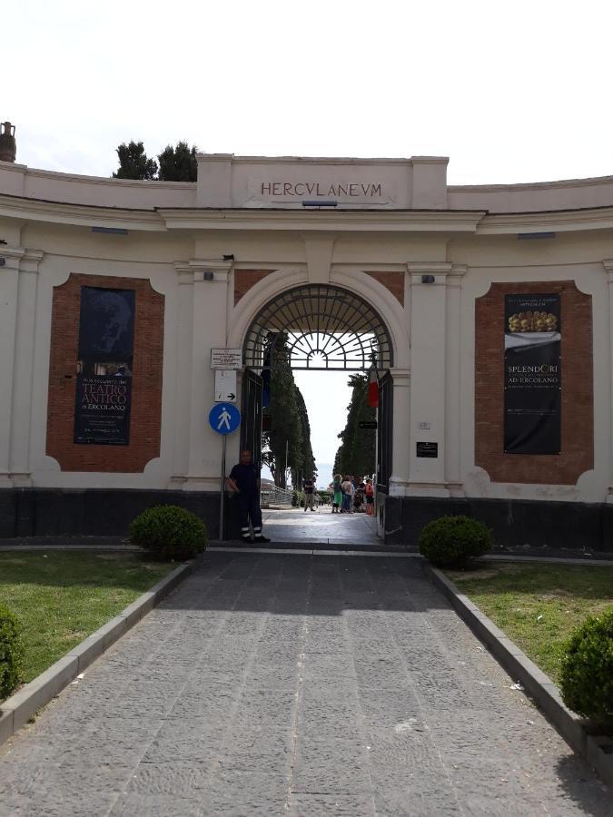 Residence Le Rovine Ercolano Luaran gambar